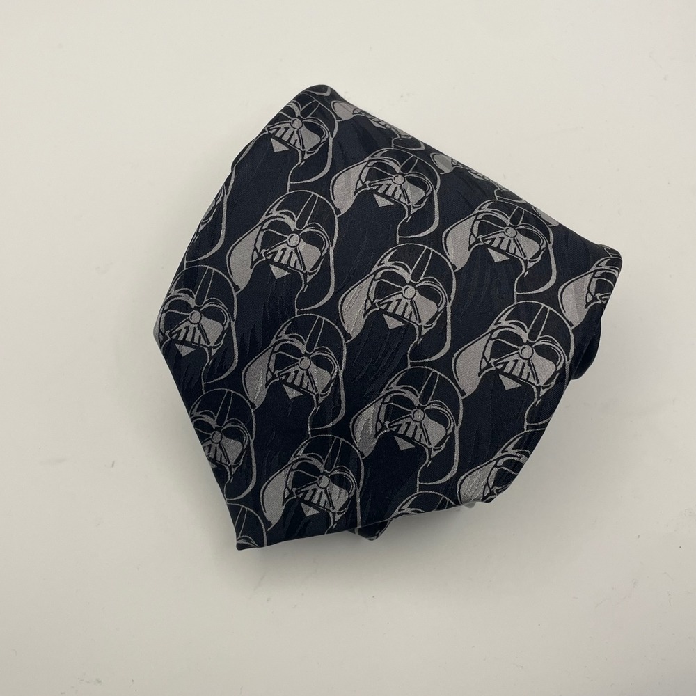 Star Wars Darth Vader 100% Silk Tie - Geeky,‎ Sci-Fi, Unique Fashion